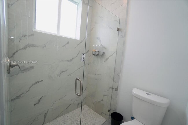 Building Photo - 1505 SW 27th Ct