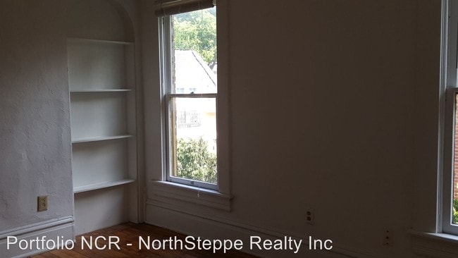 Building Photo - 84-86 W 2nd Ave