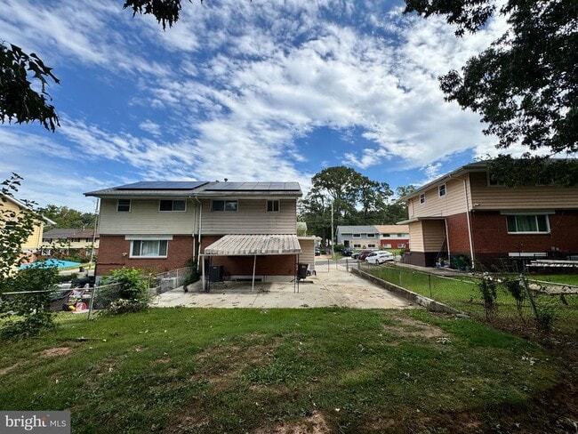 Building Photo - 810 Booker Pl