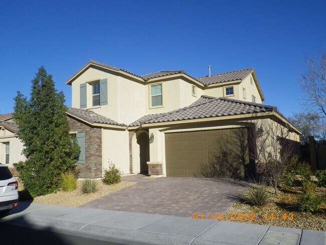 Building Photo - Beautiful 5 Bedroom House with City View