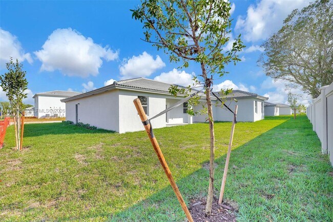Building Photo - 27210 SW 159th Path