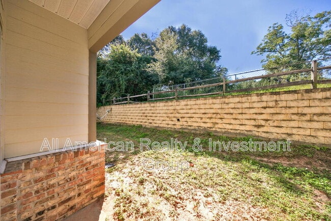 Building Photo - 511 Arbor Lake Dr