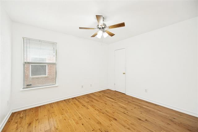 Building Photo - 202 Trenton Dr