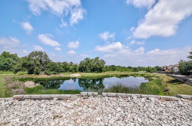 Building Photo - 121 Alondra Way