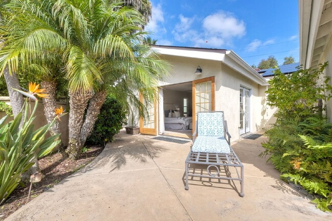 Building Photo - Single-Story La Costa Home Overlooking the...