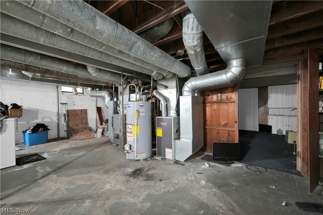 Building Photo - 478 E 222nd St