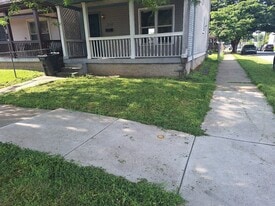 Building Photo - 1552 Gallagher St
