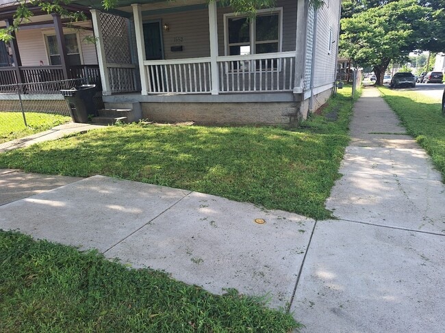 Building Photo - 1552 Gallagher St
