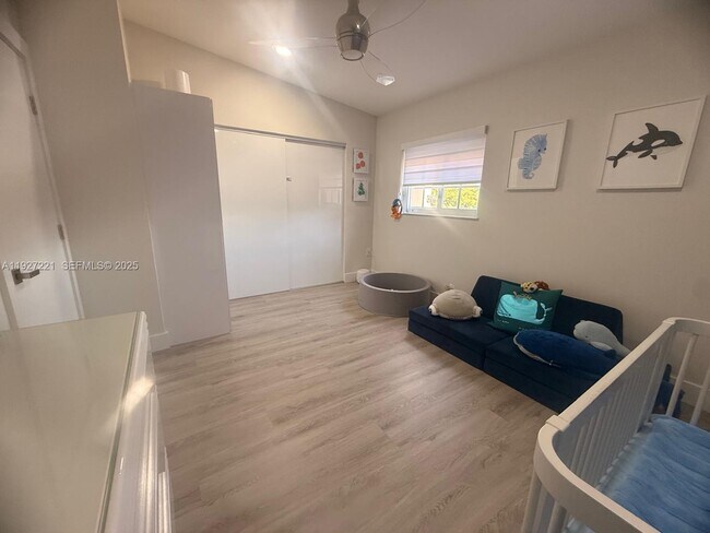 Building Photo - 6864 NW 166th Terrace