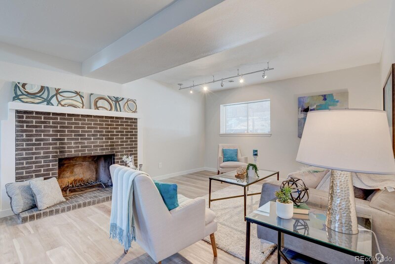 Building Photo - 2065 S Ivory St