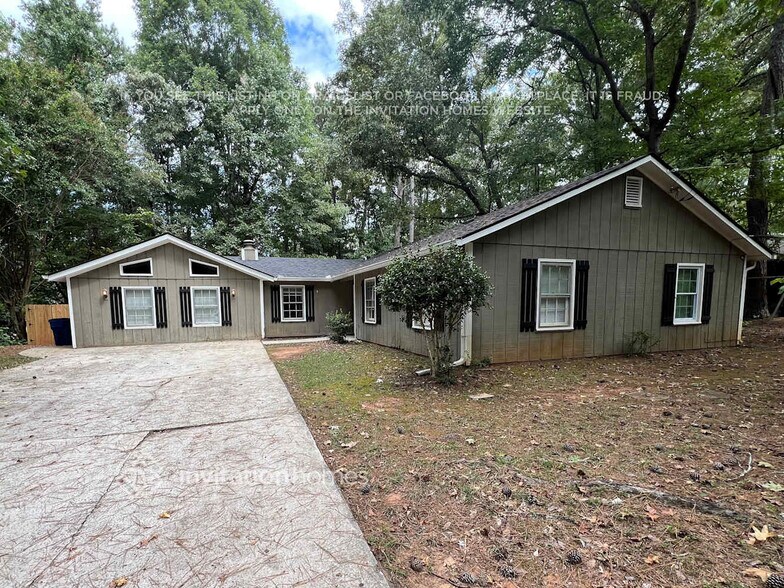 Primary Photo - 1234 Woodland Ct SE