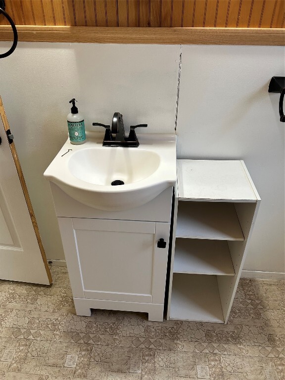 Building Photo - 133 Crestmont Rd