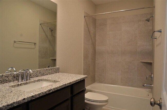 Building Photo - 23834 Pullin Market Dr