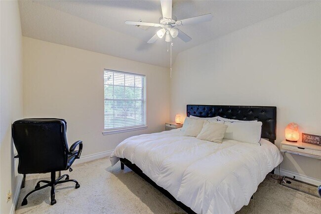 Building Photo - 6234 Presidio Canyon Dr