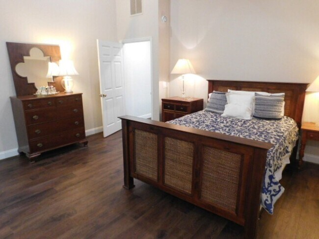 Building Photo - Beautiful Custom Unfurnished Home Located In Sea Pines Resort