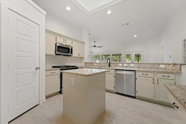 Building Photo - 1216 Bold Forbes Dr