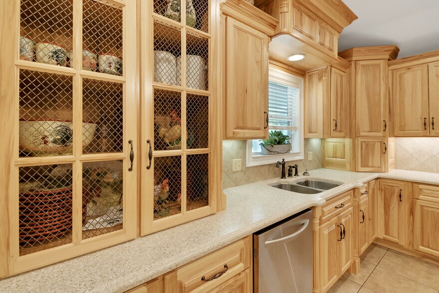 Building Photo - 59267 N Pearl Dr