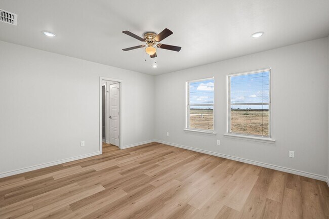 Building Photo - Country Living In Roosevelt ISD!