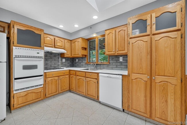 Building Photo - 1 Wesel Rd