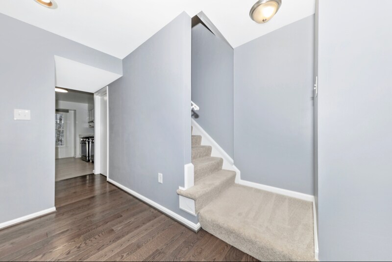 Building Photo - 10442 Malone Ct