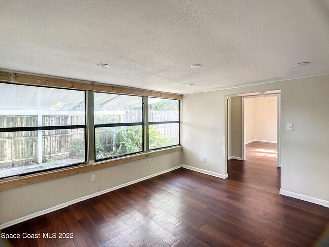 Building Photo - 200 Grove Blvd