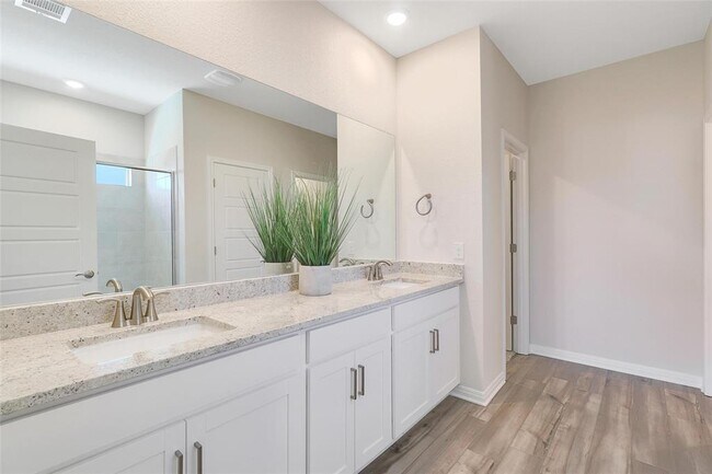 Building Photo - 17608 Pepperwood Cv