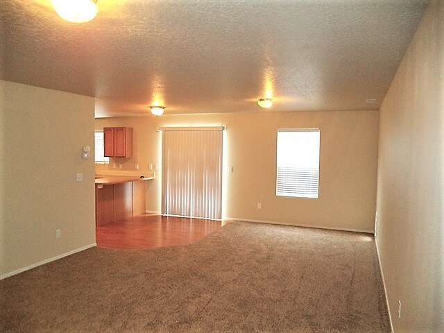 Building Photo - 9162 W Alderberry Dr