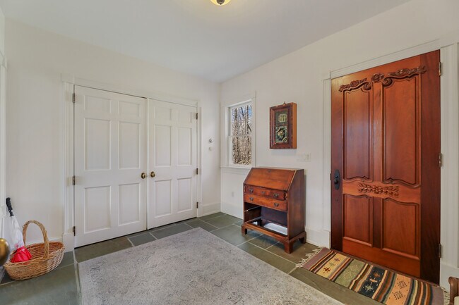 Building Photo - 36 Millard Rd