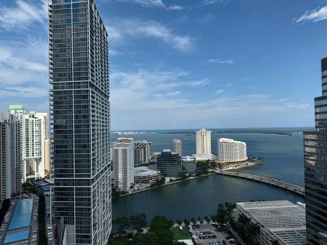 Building Photo - 500 Brickell Ave