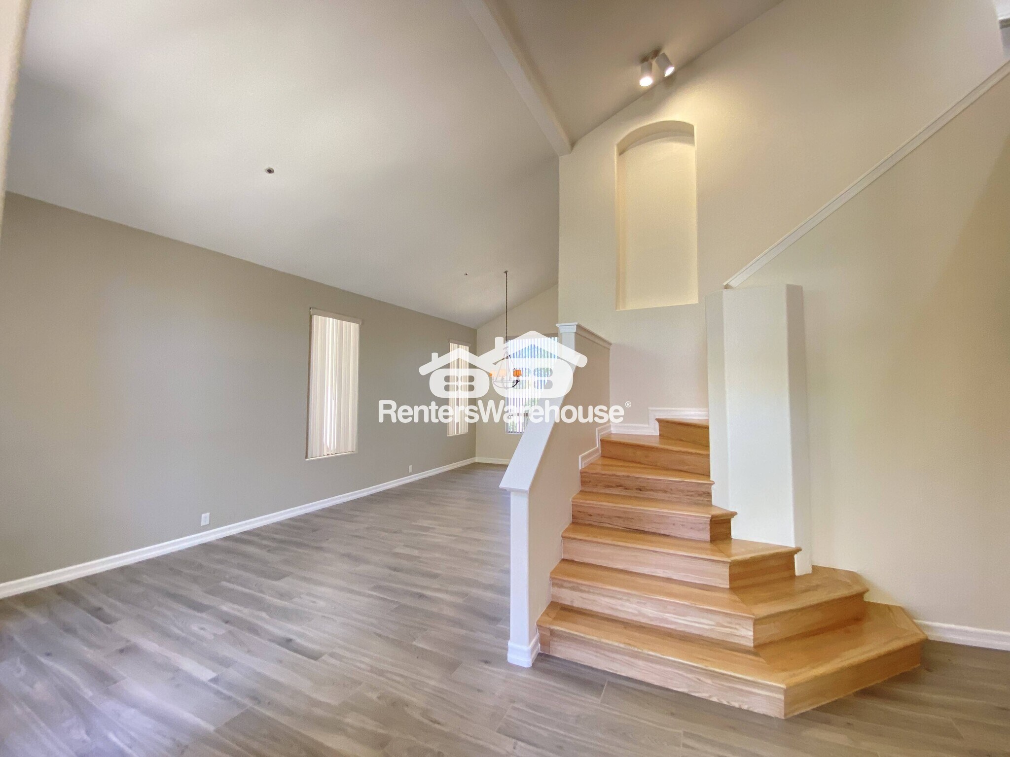 Building Photo - 9121 E Nittany Dr