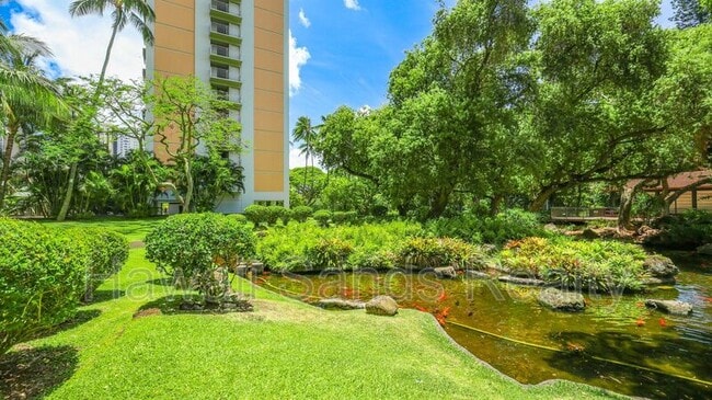 Building Photo - 1511 Nuuanu Ave