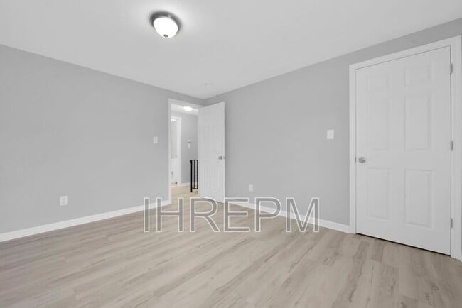 Building Photo - 3043 Morsetown Ct S