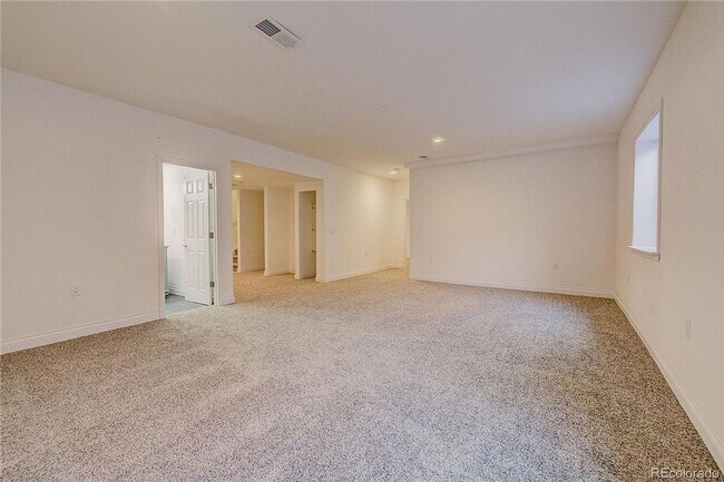 Building Photo - 11475 Helena St