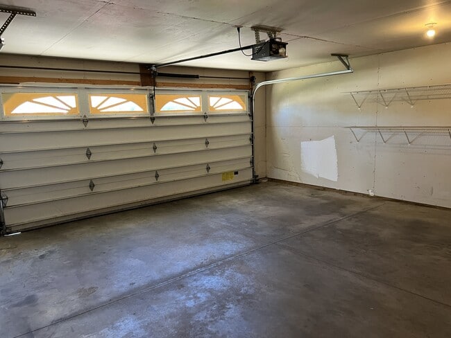 Building Photo - 1105 Heritage Ct