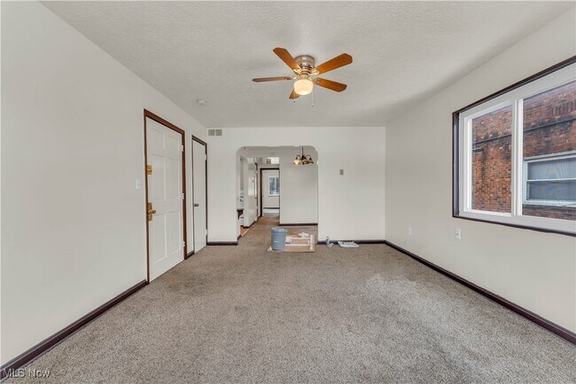 Building Photo - 5208 Lee Rd