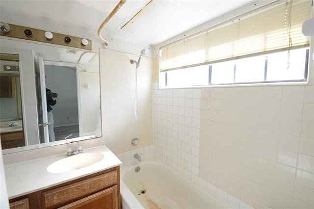 Building Photo - 501 Arbor Creek Dr