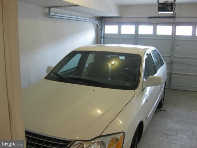 Building Photo - 3926 Bryant Park Cir