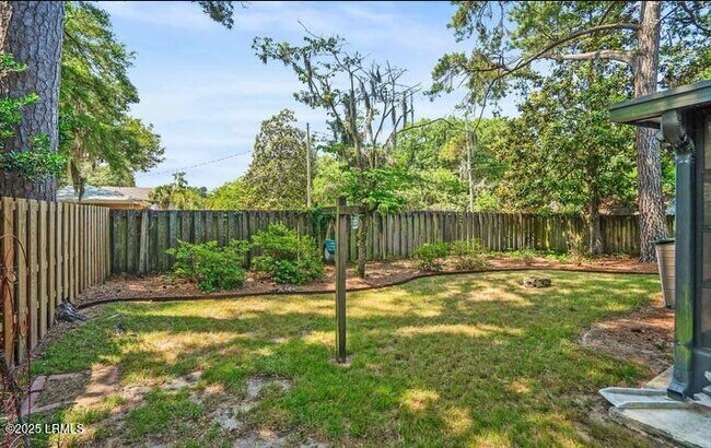 Building Photo - 2909 Waters Edge Ct E