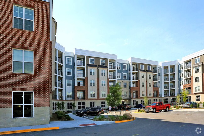 Building Photo - MARQ at Virginia Beach