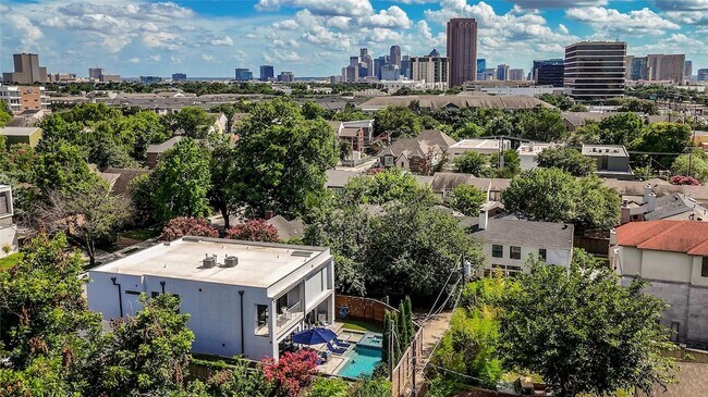 Building Photo - 5017 Milam St