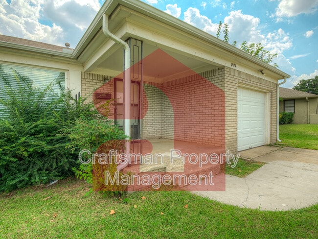 Building Photo - 2926 NW 72nd St