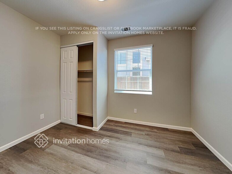 Building Photo - 5484 Summerfield Dr
