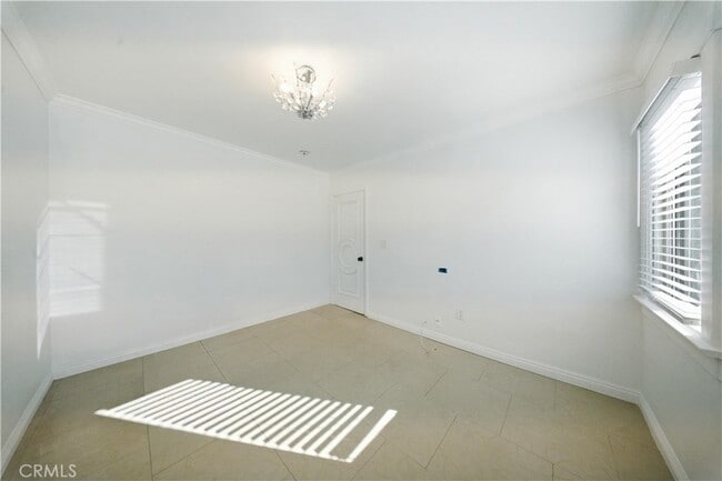 Building Photo - 6325 Marbrisa Ave