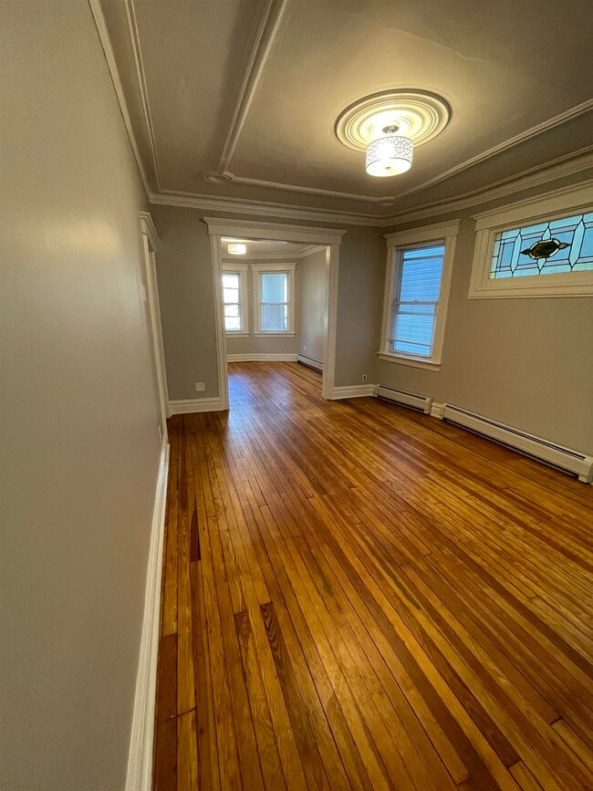 Building Photo - 78 W 6th St