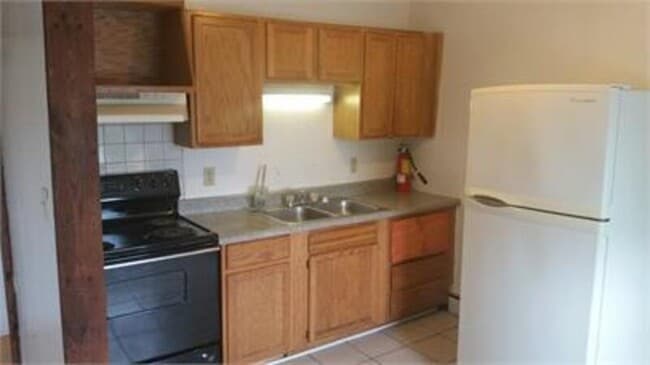 Building Photo - 2311 Perkiomen Ave