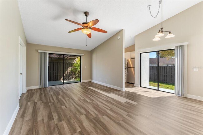 Building Photo - 5201 Bellefield Dr