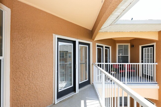 Building Photo - Villa Sonoma Brookhaven