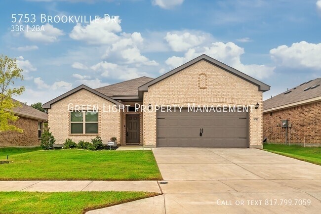 Primary Photo - 5753 Brookville Dr
