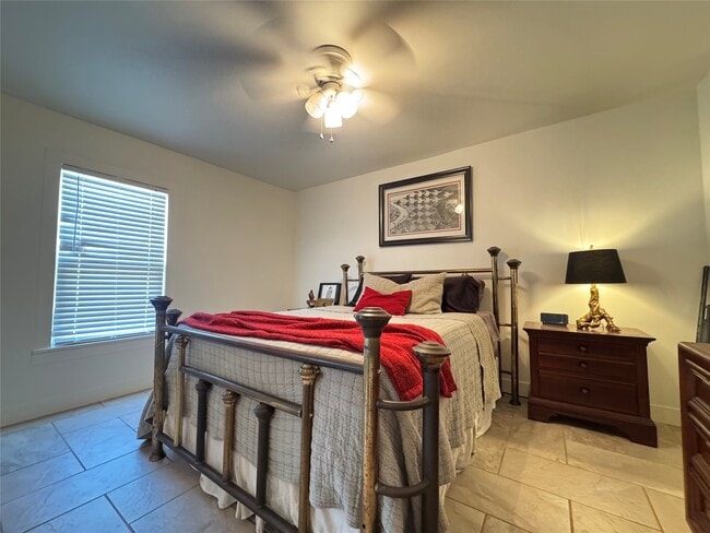 Building Photo - 1823 Market St