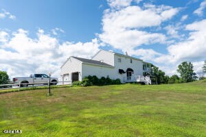 Building Photo - 31 Safford Rd